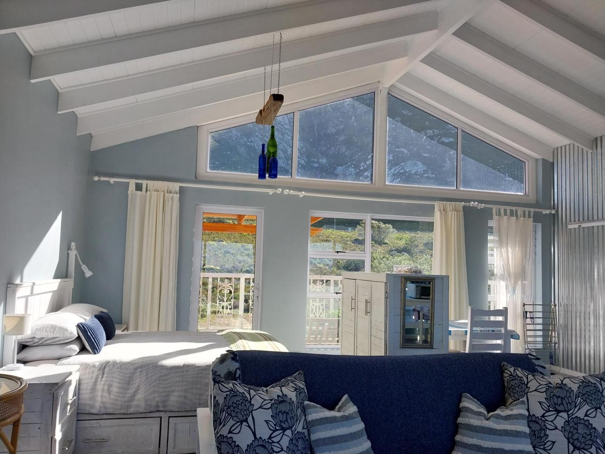 The Trailhouse Hotel Betty's Bay Eksteriør billede