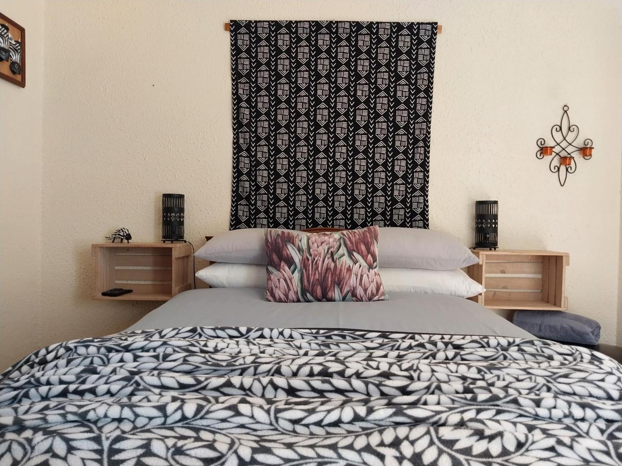 The Trailhouse Hotel Betty's Bay Eksteriør billede