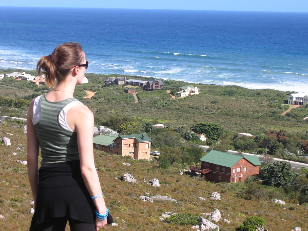 The Trailhouse Hotel Betty's Bay Eksteriør billede