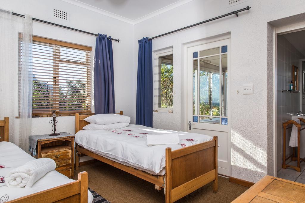 The Trailhouse Hotel Betty's Bay Eksteriør billede